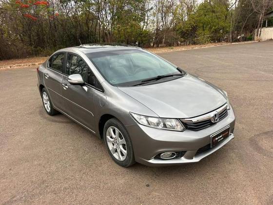 HONDA CIVIC 1.8 EXS 16V FLEX 4P AUTOMÁTICO HONDA CIVIC 1.8 EXS 16V FLEX 4P AUTOMÁTICO